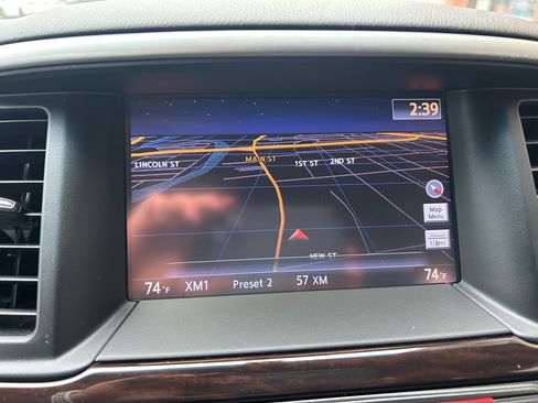 Used 2014 Nissan Pathfinder Platinum w/ Platinum Premium Package image 18