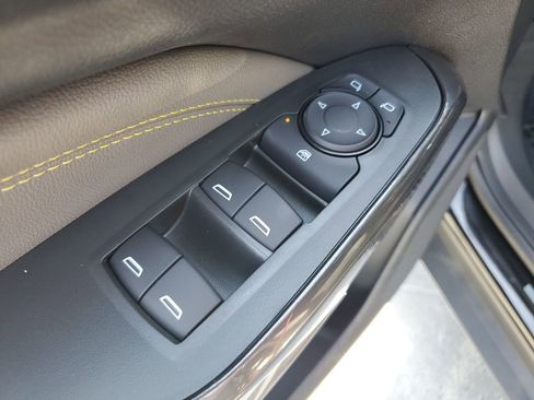 New 2026 Chevrolet Trax ACTIV FWD image 21