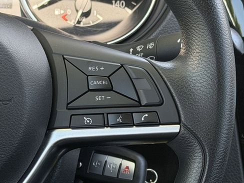 Used 2021 Nissan Rogue Sport S image 14