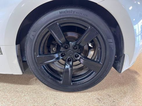 Used 2012 Nissan 370Z Coupe RWD image 34