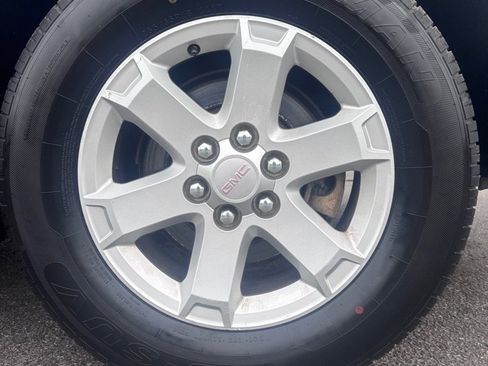 Used 2015 GMC Acadia SLE AWD/4WD image 22