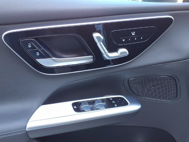 Certified 2025 Mercedes-Benz GLC 350e 4MATIC image 13