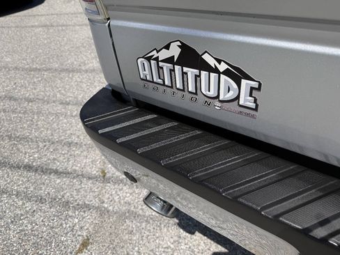Used 2014 Ford F150 XLT w/ Equipment Group 302A Luxury AWD/4WD image 28