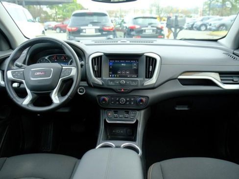 Used 2020 GMC Terrain SLE w/ Driver Convenience Package image 20