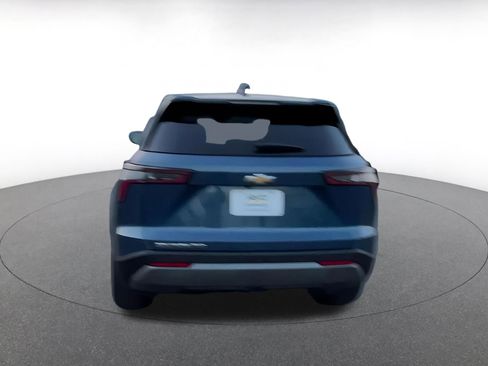 Used 2025 Chevrolet Equinox LT image 12