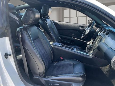 Used 2014 Ford Mustang GT Premium w/ Electronics Package image 27