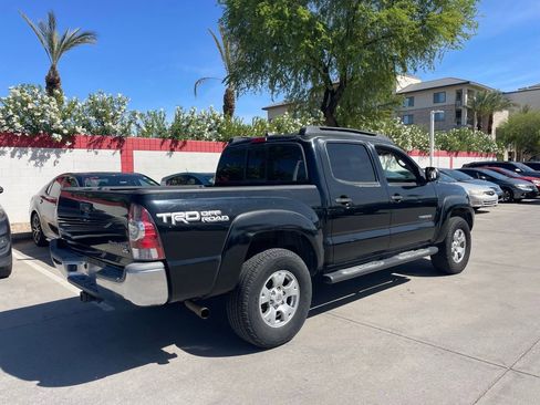Used 2015 Toyota Tacoma PreRunner image 3