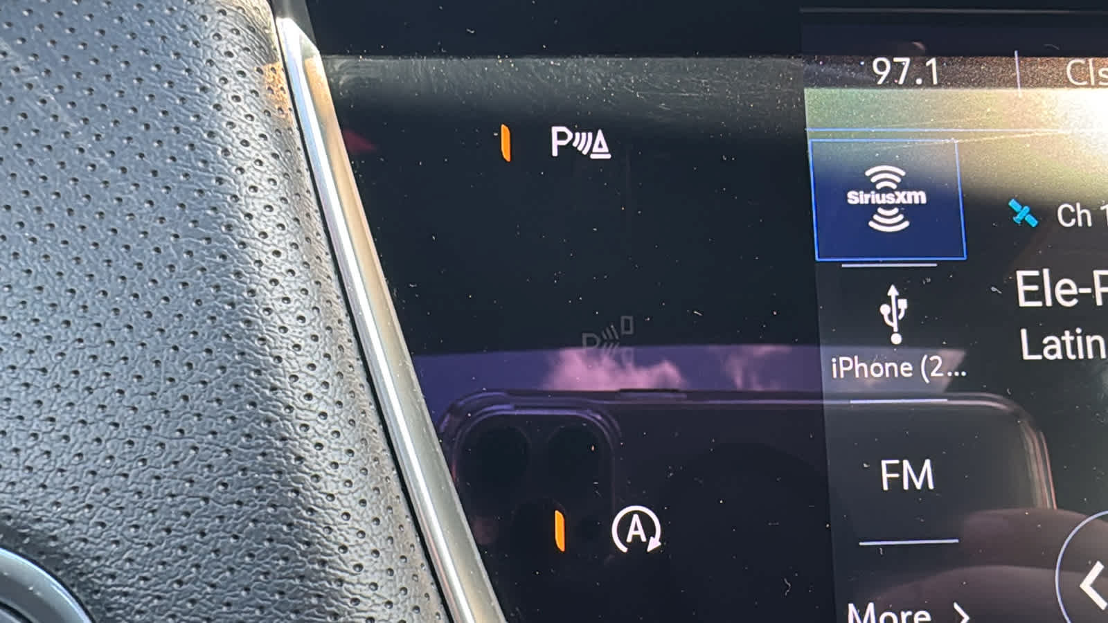 Used 2024 Cadillac XT6 Luxury w/ LPO, Floor Liner Package AWD/4WD image 18