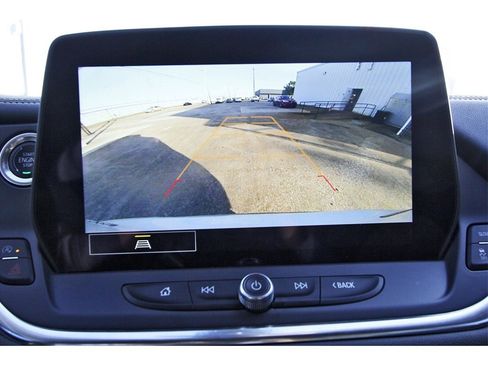 Used 2023 Chevrolet Blazer LT image 7