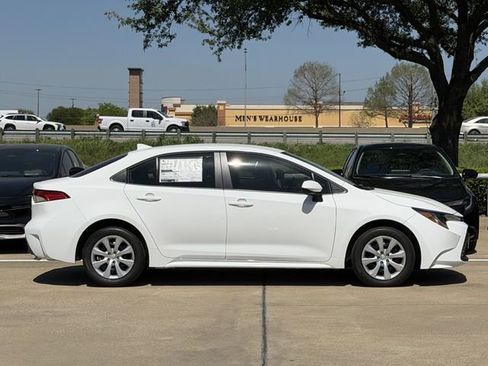 New 2026 Toyota Corolla LE image 3