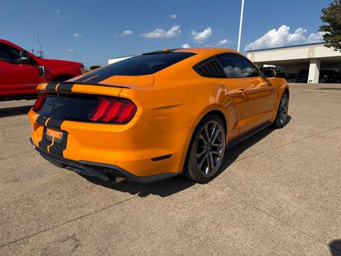 Used 2018 Ford Mustang Premium w/ Equipment Group 201A RWD image 7