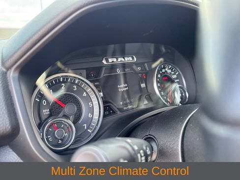 Used 2022 RAM 1500 Big Horn AWD/4WD image 8