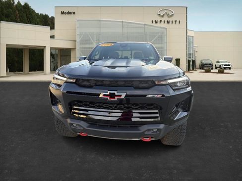 Used 2024 Chevrolet Colorado ZR2 w/ Technology Package image 2