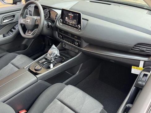 New 2026 Nissan Rogue SV w/ Cold Weather Package image 7