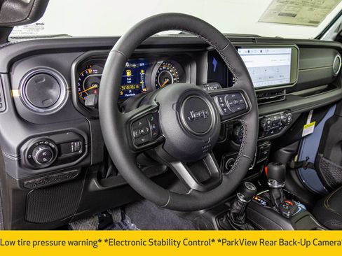 New 2026 Jeep Gladiator Sport AWD/4WD image 5