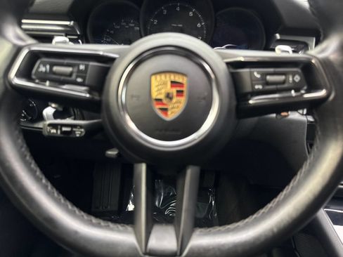 Used 2024 Porsche Macan AWD/4WD image 56