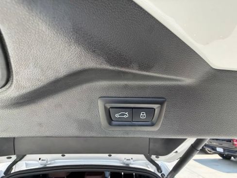 Used 2024 BMW X5 xDrive40i w/ Parking Assistance Package AWD/4WD image 34