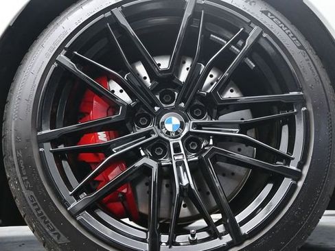 Used 2025 BMW M5 w/ Carbon Package AWD/4WD image 9