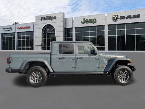 New 2026 Jeep Gladiator Mojave image 4