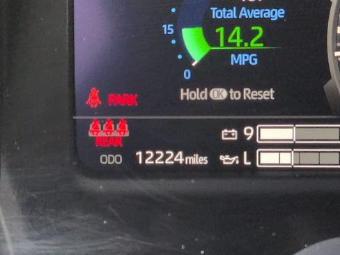 Used 2026 Toyota Tundra Limited AWD/4WD image 25
