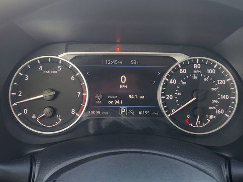 Used 2024 Nissan Sentra SV image 17