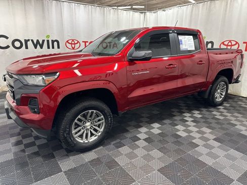 Used 2024 Chevrolet Colorado LT w/ LT Convenience Package image 4