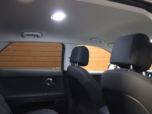 Used 2024 Hyundai Ioniq 5 SEL image 30