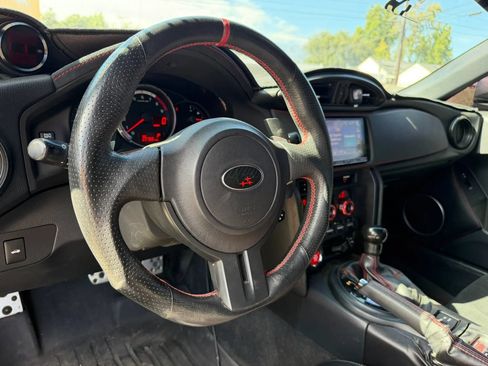 Used 2016 Subaru BRZ Limited w/ Popular Package #4 RWD image 11