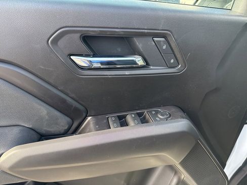 New 2026 GMC Canyon Elevation w/ Convenience Package image 15