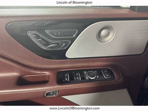Certified 2023 Lincoln Aviator Black Label w/ Dynamic Handling Package AWD/4WD image 28