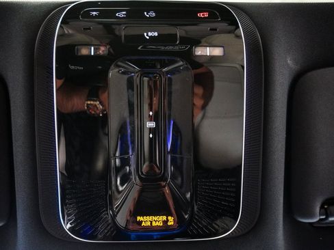 Used 2024 Mercedes-Benz C 300 4MATIC Sedan image 32