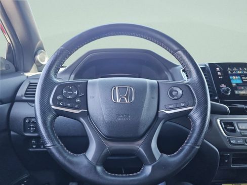Used 2023 Honda Passport TrailSport image 33
