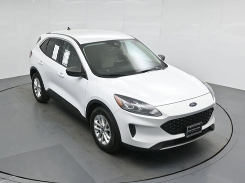 Certified 2022 Ford Escape SE w/ Convenience Package image 40