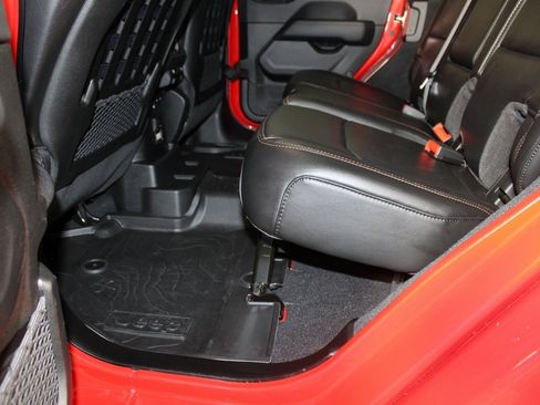 Used 2023 Jeep Wrangler Unlimited Rubicon 392 image 12