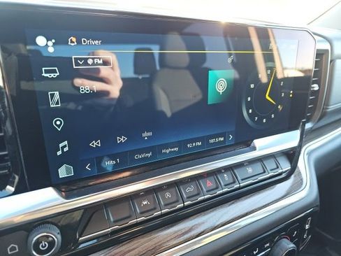 Used 2024 Chevrolet Silverado 1500 LT image 20