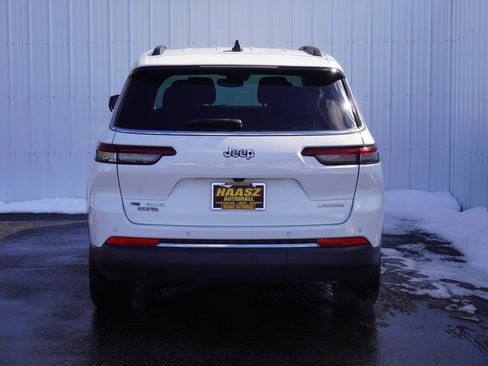 Used 2023 Jeep Grand Cherokee L Laredo image 5