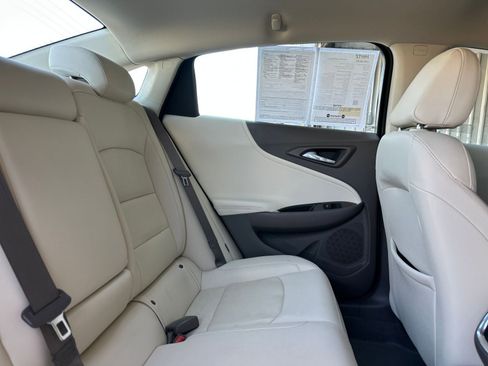 Used 2024 Chevrolet Malibu LT image 37