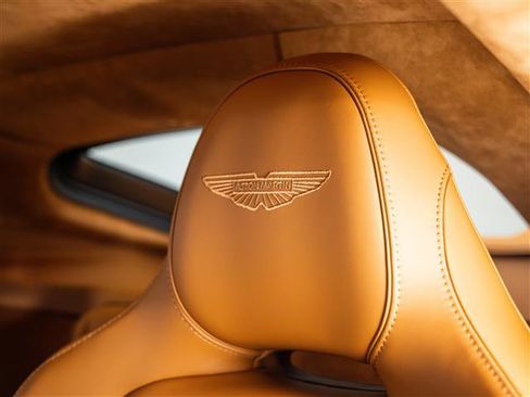 New 2026 Aston Martin V8 Vantage Coupe image 5