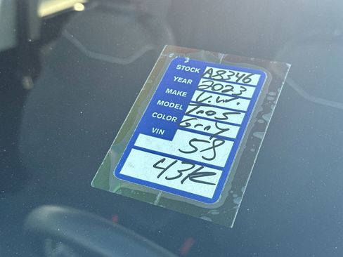 Used 2023 Volkswagen Taos SE image 25