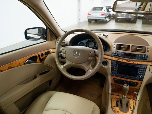 Used 2007 Mercedes-Benz E 350 E 350 image 10