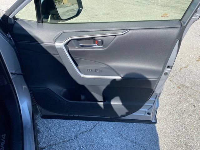 Certified 2019 Toyota RAV4 Limited w/ Advanced Technology Package AWD/4WD image 22