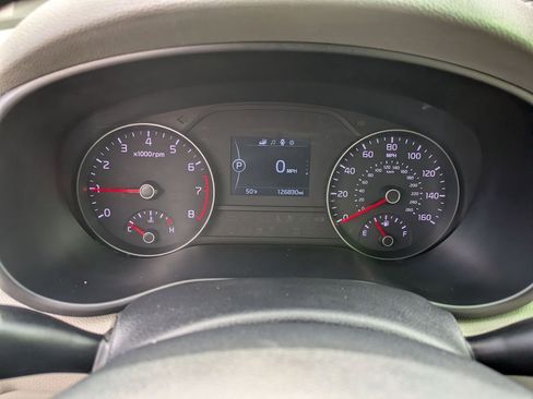 Used 2017 Kia Sportage LX image 15