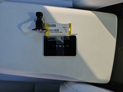 Used 2024 Tesla Model 3 Long Range image 37