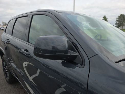 Used 2018 Jeep Grand Cherokee Altitude image 5