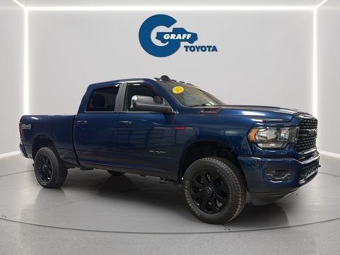 Used 2022 RAM 2500 Big Horn w/ Night Edition AWD/4WD image 5