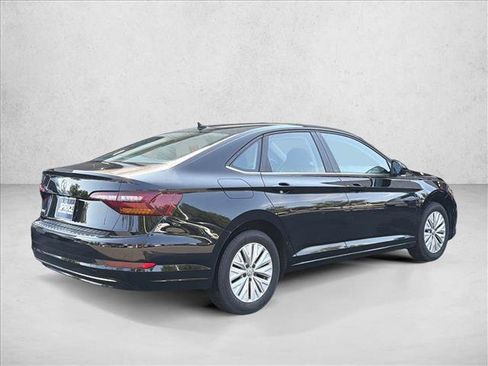 Used 2019 Volkswagen Jetta S w/ Driver Assistance Package FWD image 4
