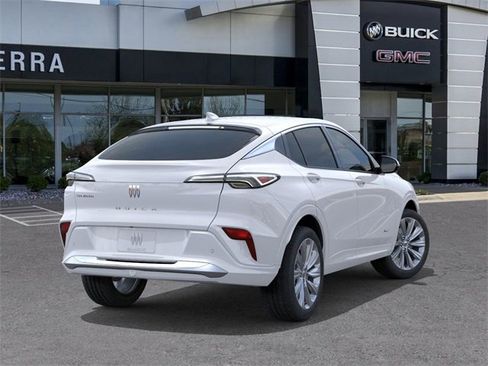 New 2025 Buick Envista Avenir image 4