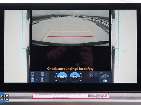 Used 2024 Toyota Tacoma Trailhunter image 35