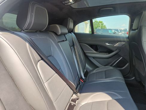 New 2024 Jaguar I-PACE R-Dynamic HSE image 11