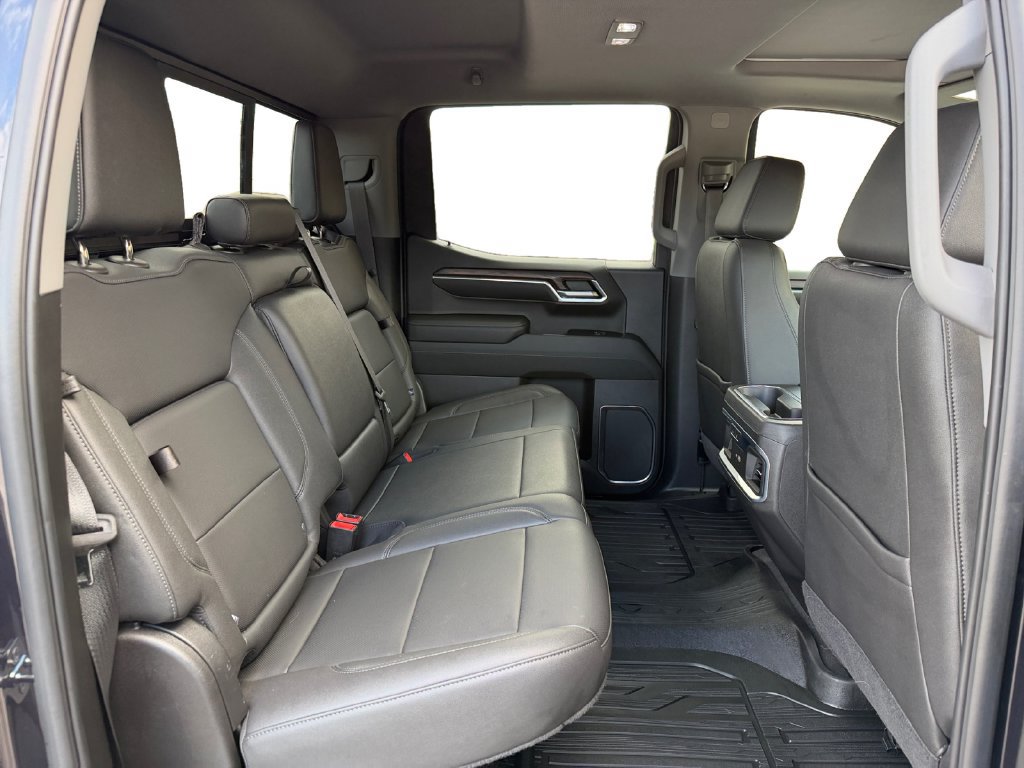 Used 2022 GMC Sierra 1500 SLT w/ SLT Premium Plus Package AWD/4WD image 20